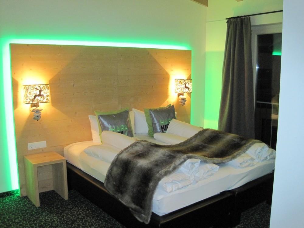 Hotel Harakiri Partyhouse Mayrhofen Zimmer foto